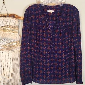 SKIES ARE BLUE Pleated Detail Long Roll Tab Sleeve Bohemian Top, Small